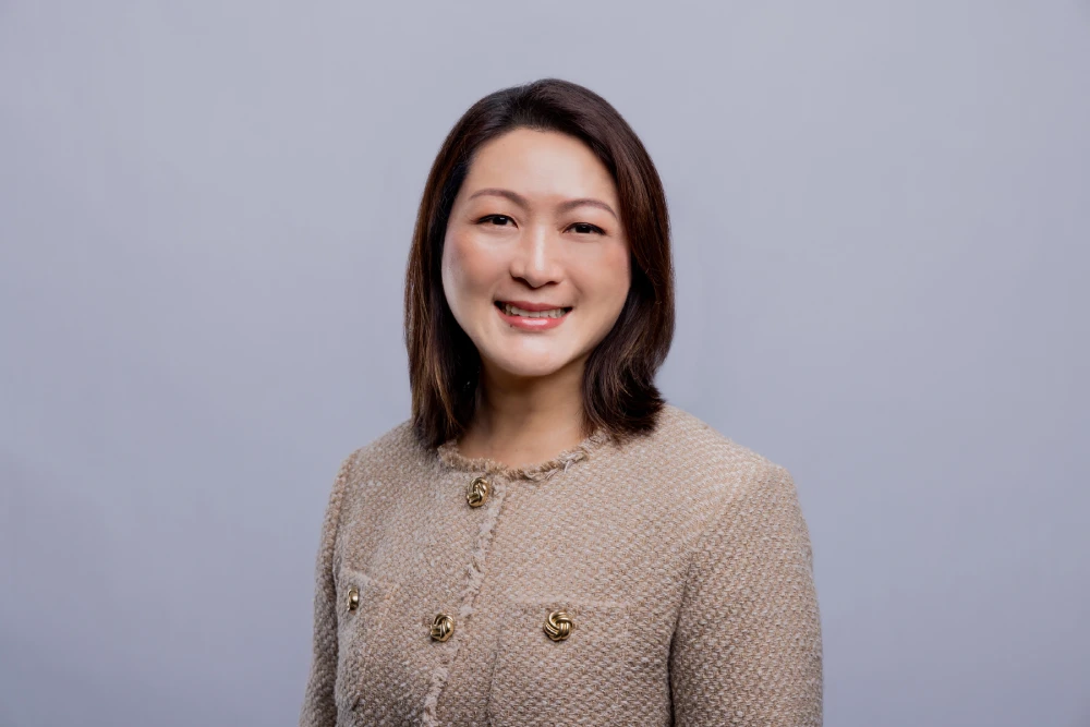 Mrs Nana Au-Chua